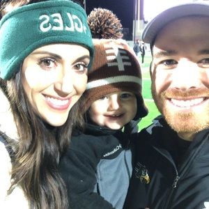 Meet your Posher, Devin